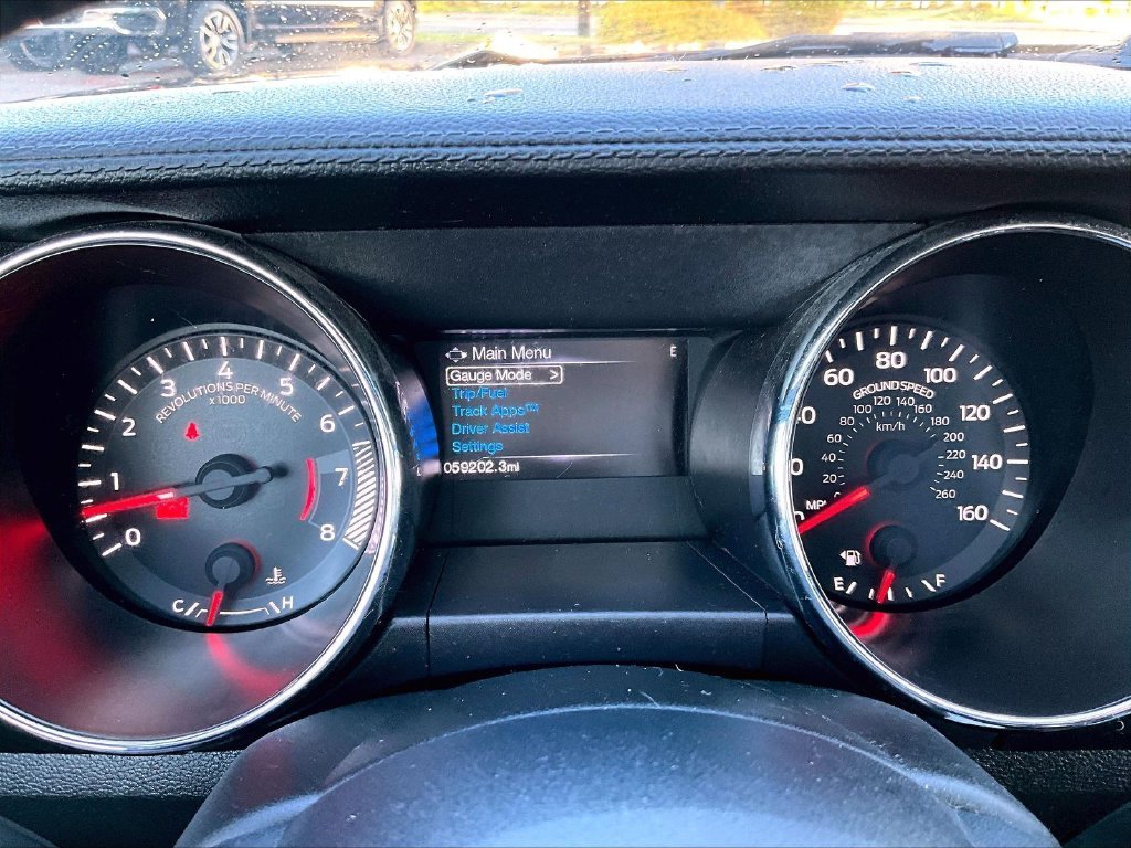 Used 2015 Black Ford V6 image 24