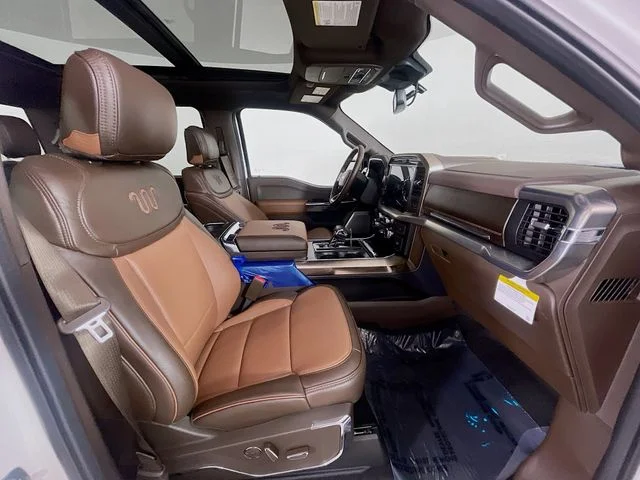 New 2026 Star White Metallic Tri-Coat Ford King Ranch image 29