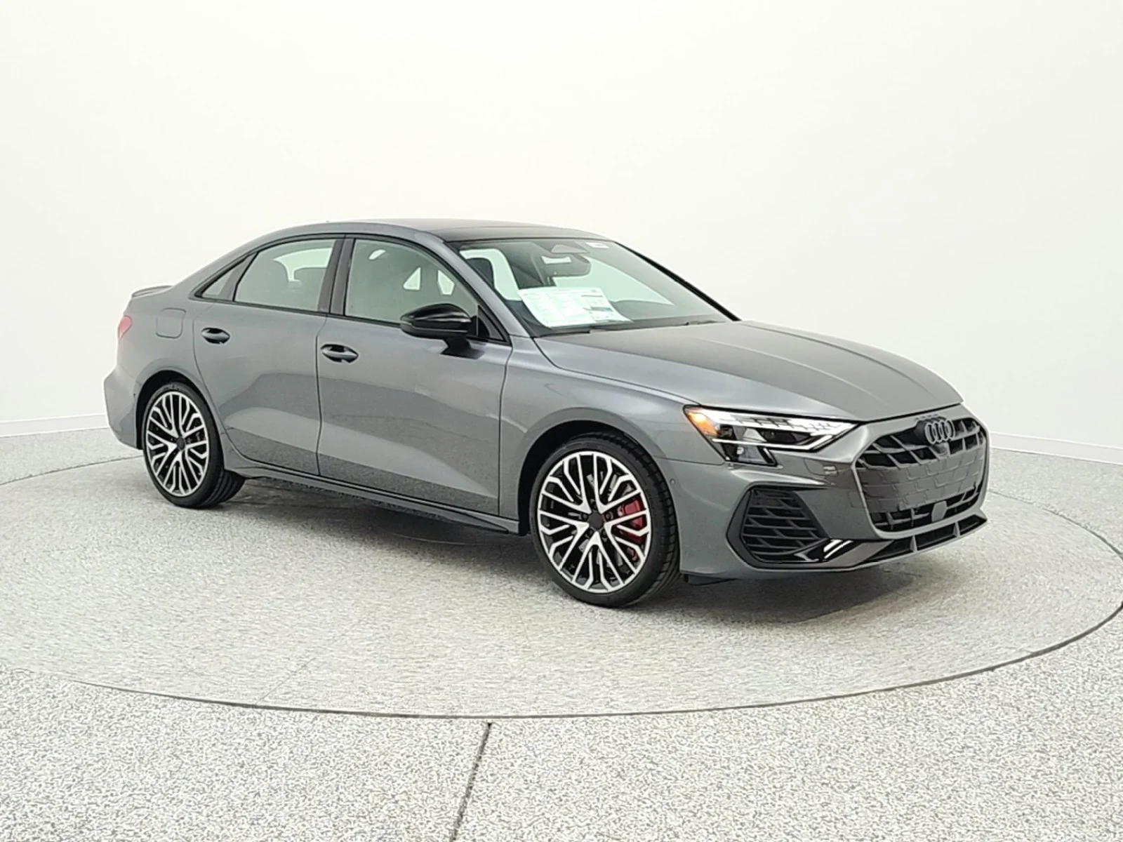 New 2026 Daytona Gray Pearl Effect Audi quattro image 3