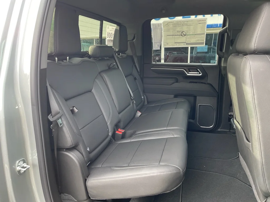 2026 GMC Sierra 2500HD SLT - Photo 33