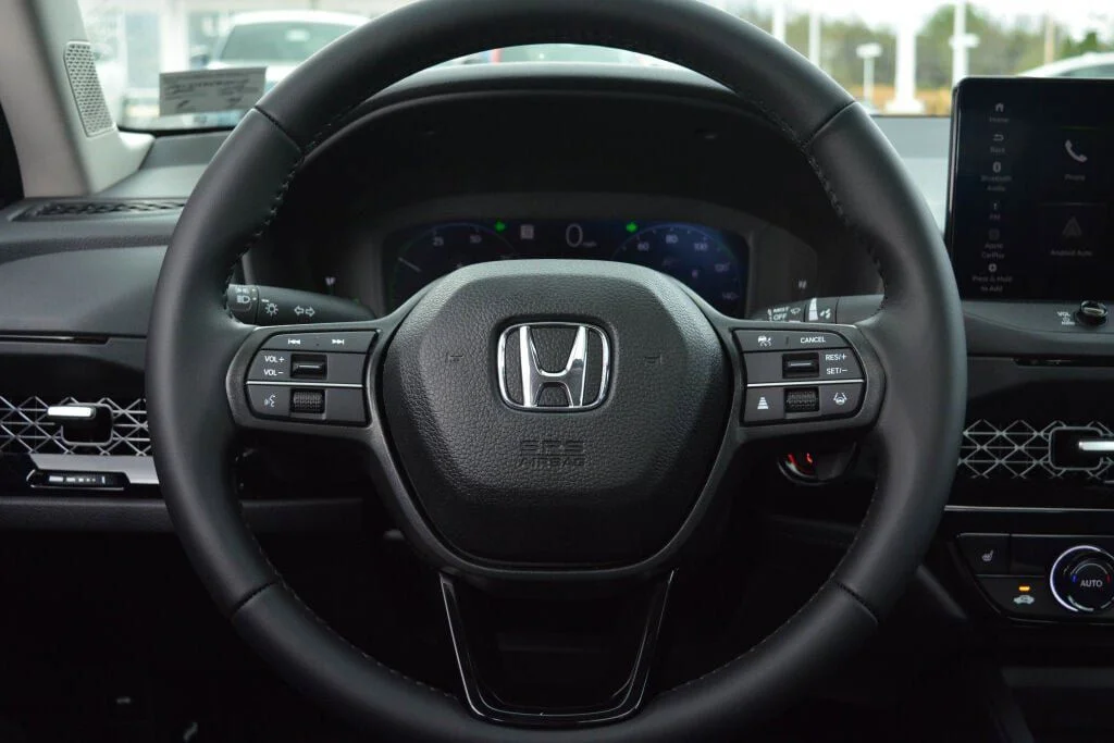 New 2026 Urban Gray Pearl Honda EX-L Hybrid image 11