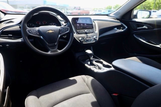Used 2025 Gray Chevrolet LS image 5