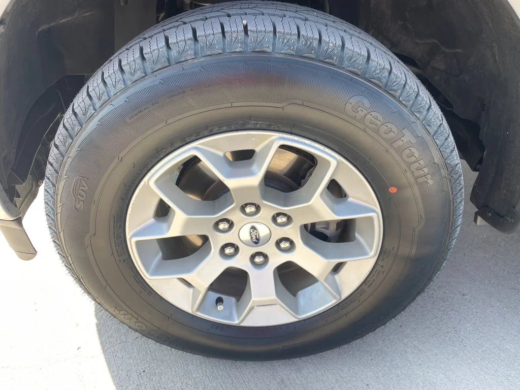 Used 2023 Gray Ford XLT image 27