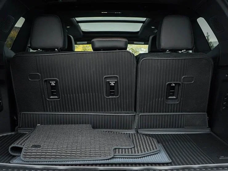 2026 GMC Acadia Denali Ultimate - Photo 7