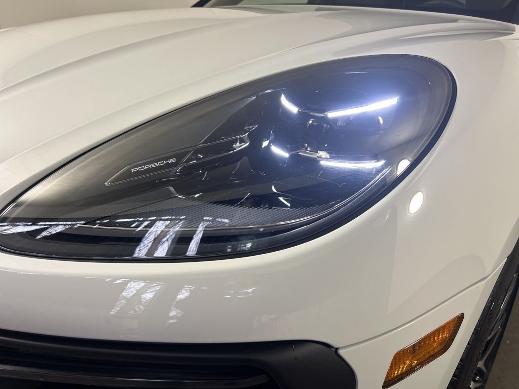 New 2026 White Porsche  image 16