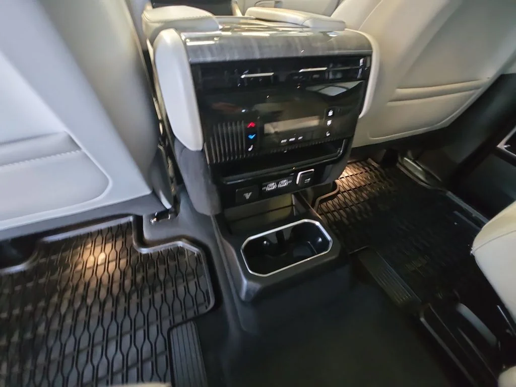 Used 2022 Gray Jeep Series III image 29