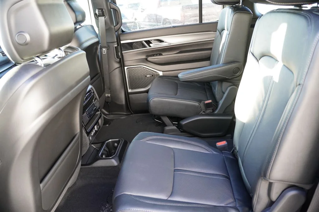New 2026 Bright White Clearcoat Jeep Limited Altitude image 13