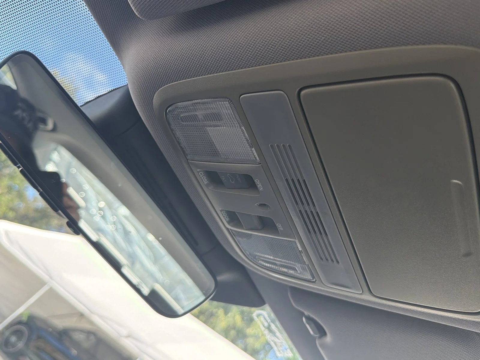 Used 2018  Honda EX-L image 34