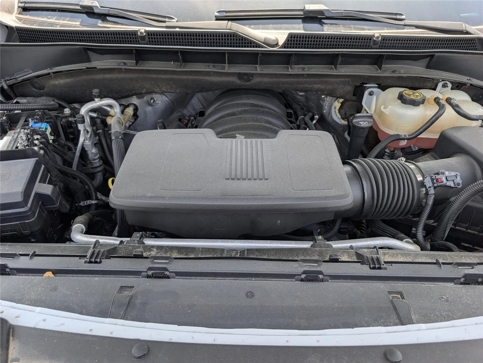 Used 2022 Summit White GMC SLT image 39