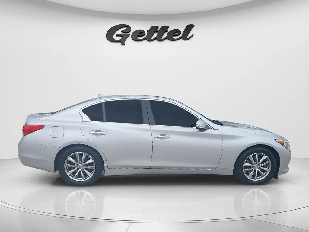 Used 2014 Silver INFINITI Premium image 4