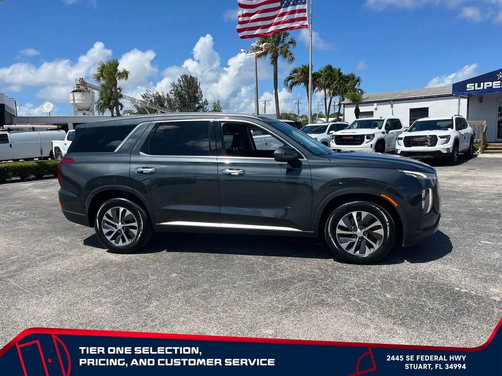 Used 2020 Gray Hyundai SEL image 4