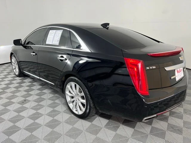 Used 2016 Black Cadillac Luxury image 5
