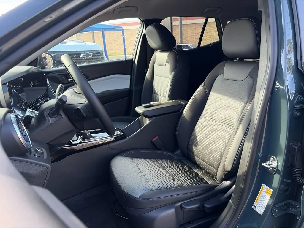 2026 Chevrolet Trax LT - Photo 14