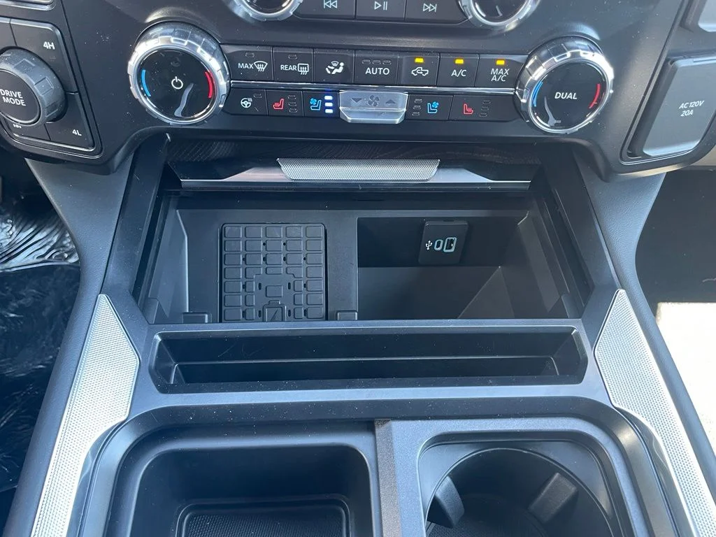 2025 Ford F-350 Super Duty Platinum - Photo 25
