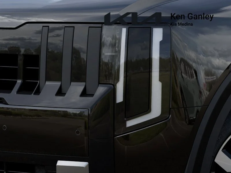 New 2027 Ebony Black Kia S image 10