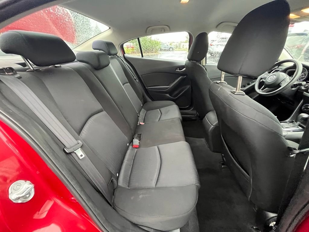 Used 2015 Red Mazda i Sport image 26
