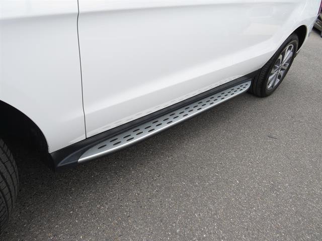 Used 2017 Polar White Mercedes-Benz GLE 350 image 28