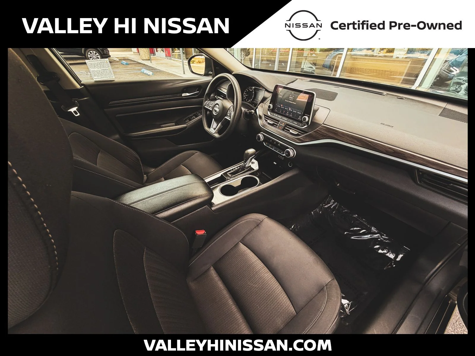 2024 Nissan Altima SV - Photo 17