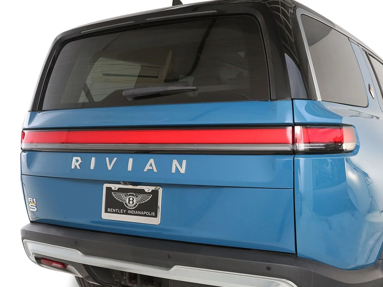Used 2024 Blue Rivian Adventure image 10