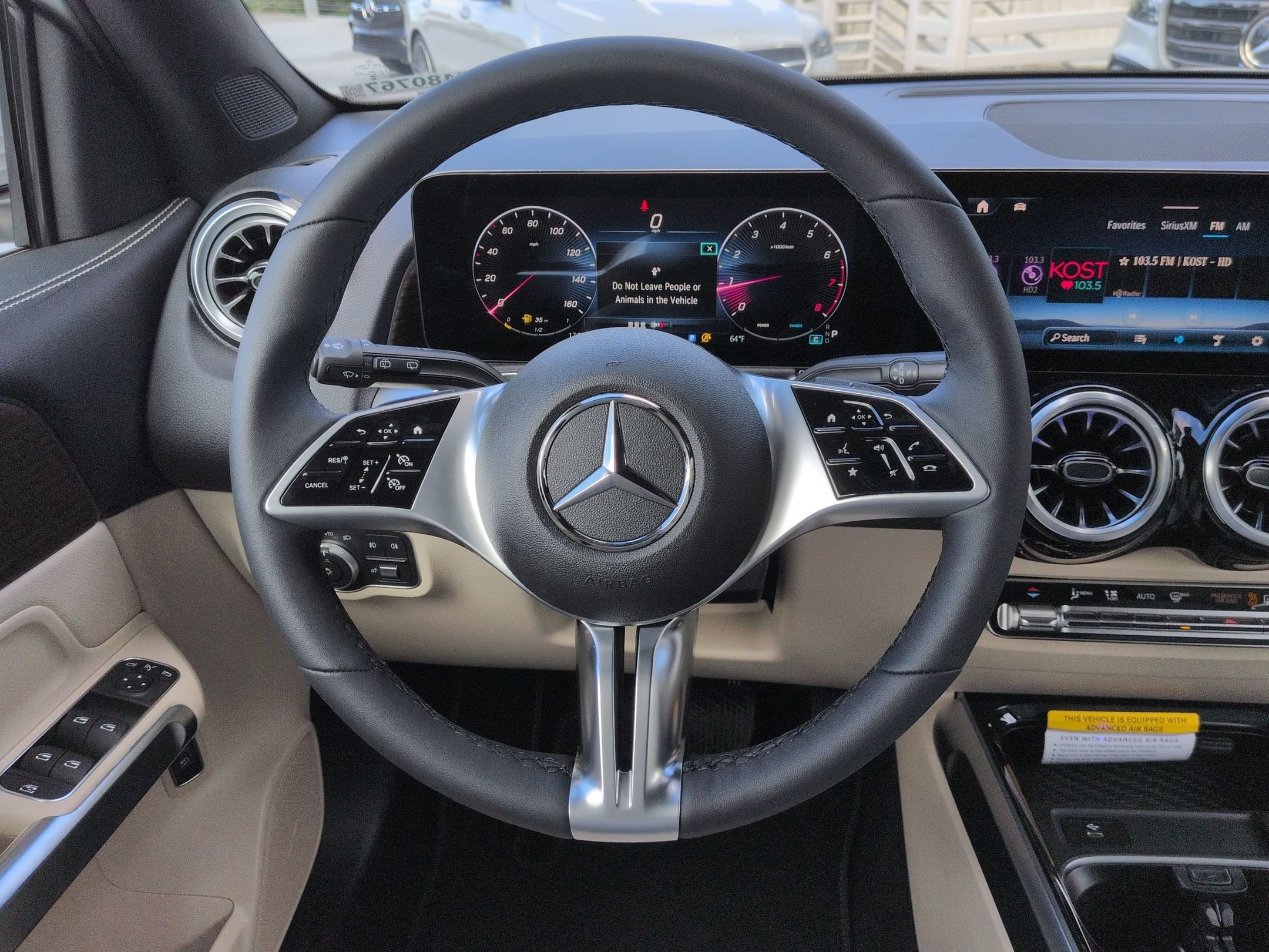 New 2026 Polar White Mercedes-Benz GLB 250 image 58