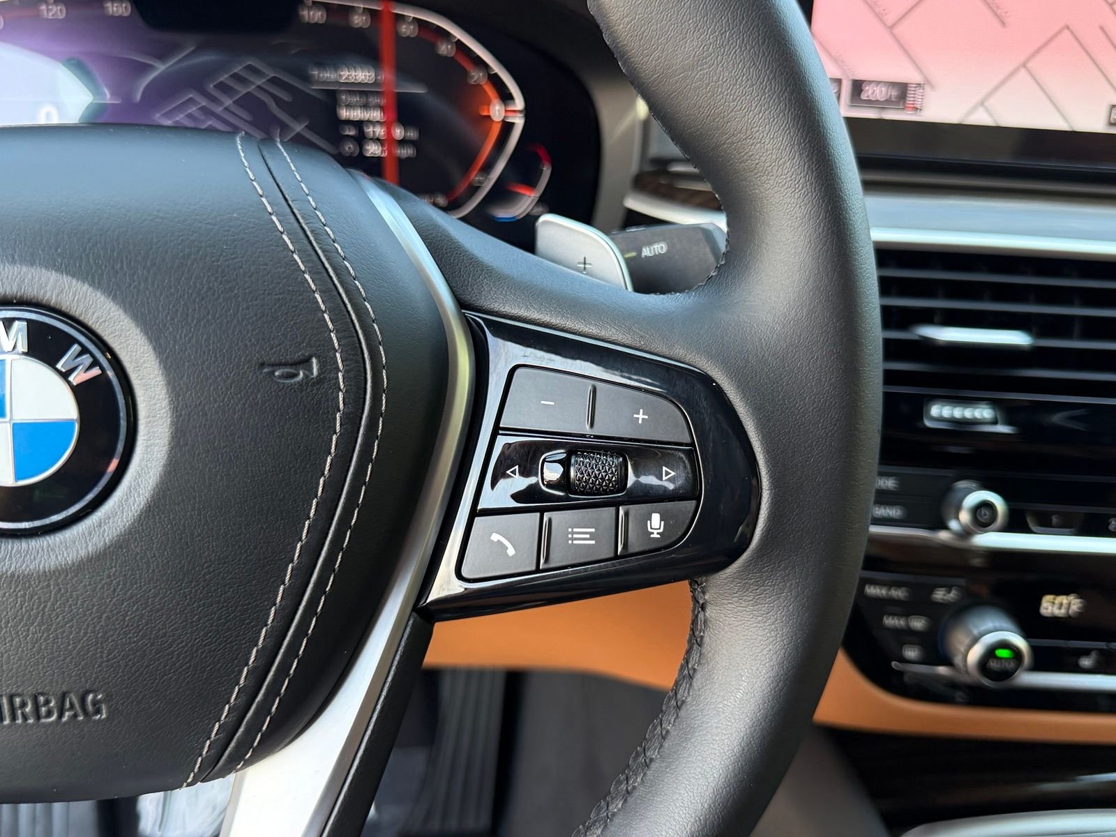 Certified Used 2023 Skyscraper Grey Metallic BMW 540i image 26