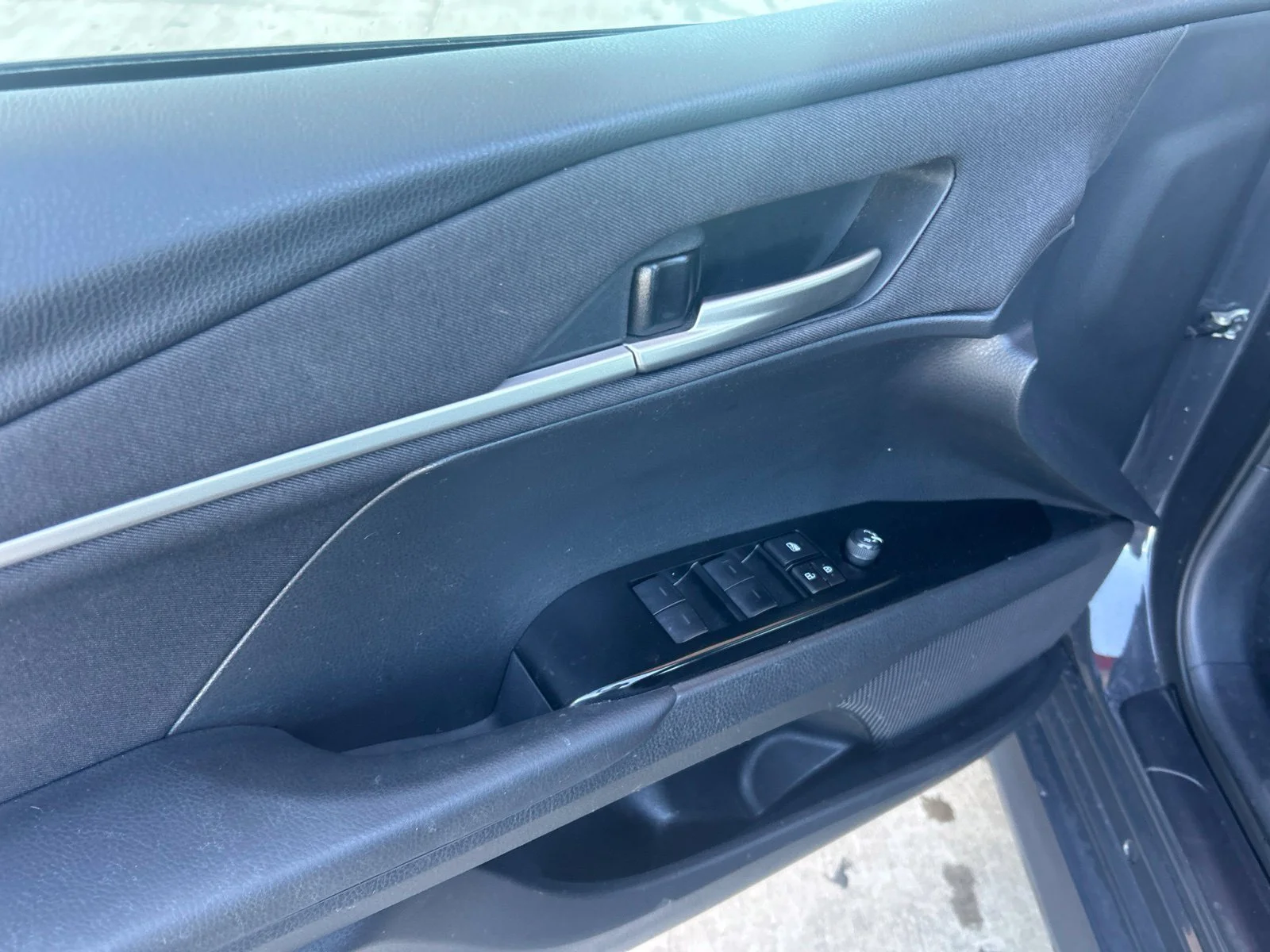 Used 2025 Black Toyota LE image 19