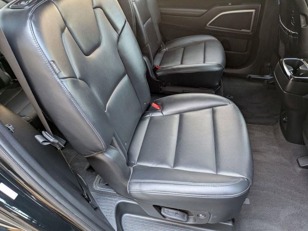 Used 2024 Black Kia S image 29