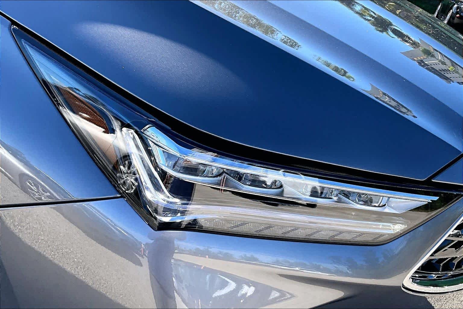 New 2026 Liquid Carbon Metallic Acura w/Technology Package image 13