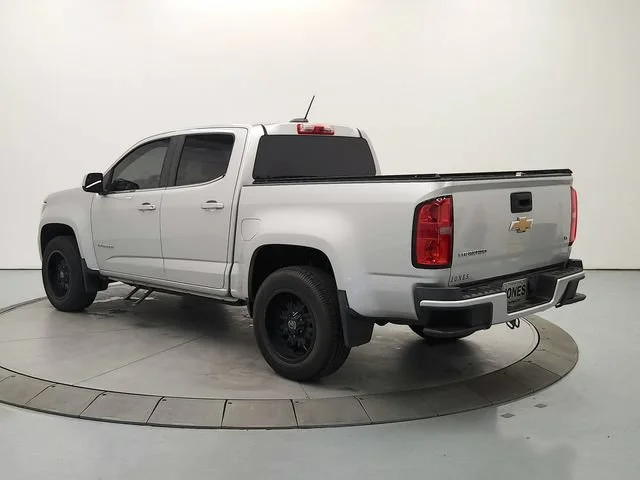 Used 2018 SILVER ICE METALLIC Chevrolet 2WD LT image 5