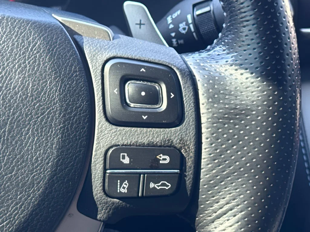 Used 2020 Black Lexus 300 image 16