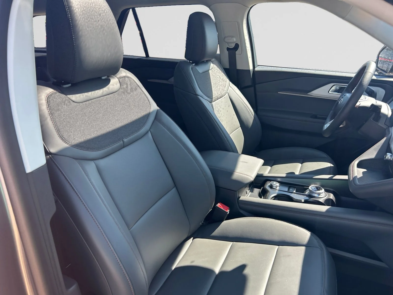 New 2026 Carbonized Grey Metallic Ford Active w/200A Pkg image 12