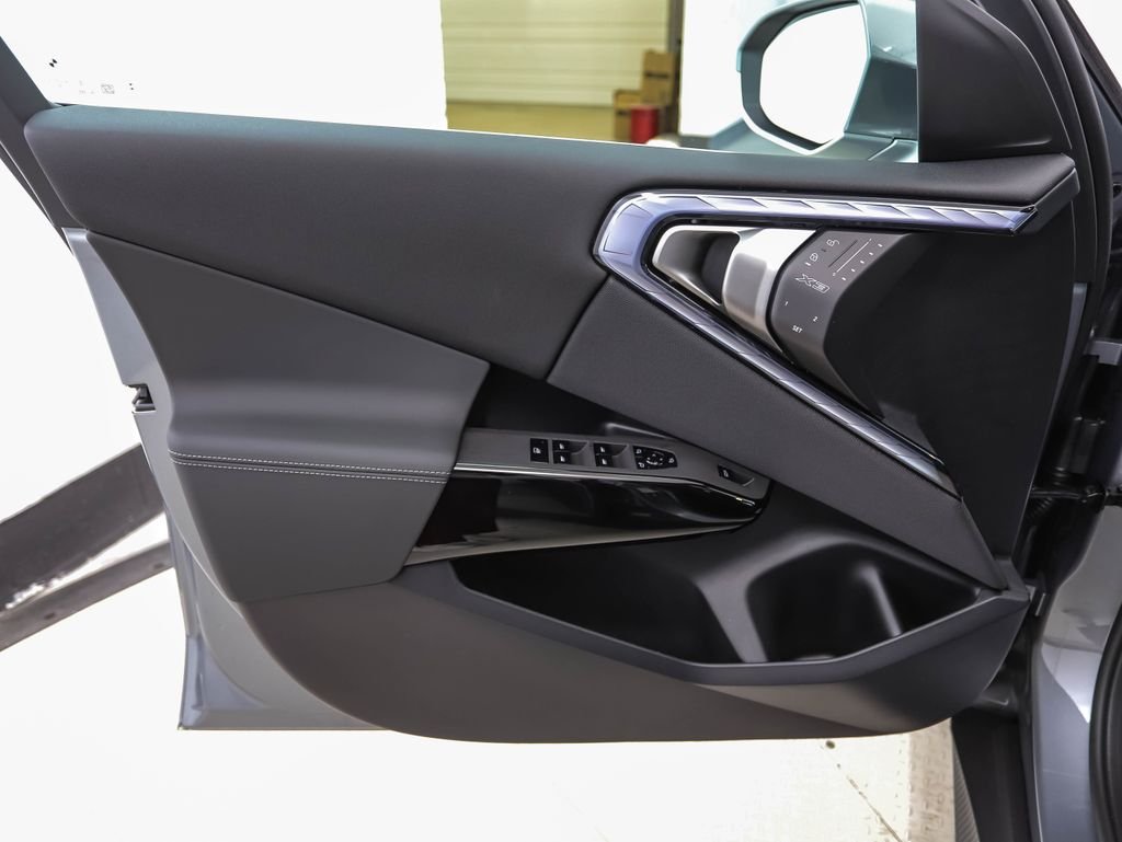 New 2026 Gray Metallic BMW 30 xDrive image 9
