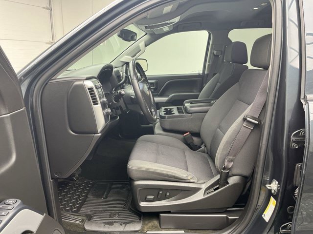 Used 2017 Graphite Metallic Chevrolet LT image 9