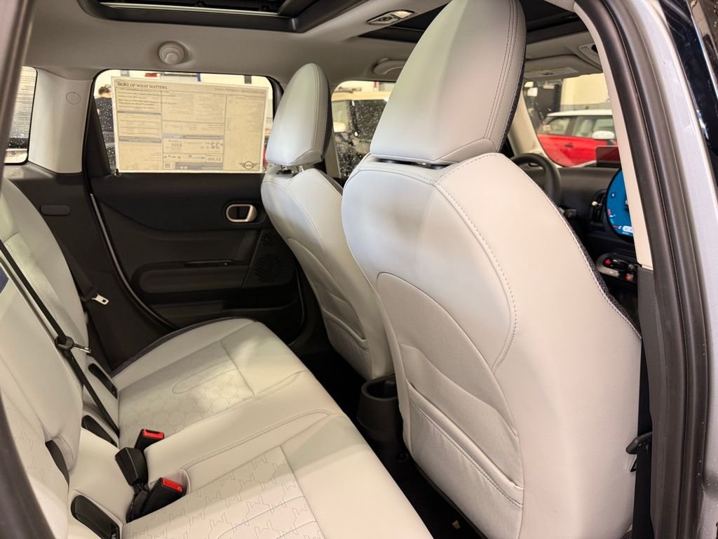 2025 MINI Hardtop 4 Door S - Photo 25