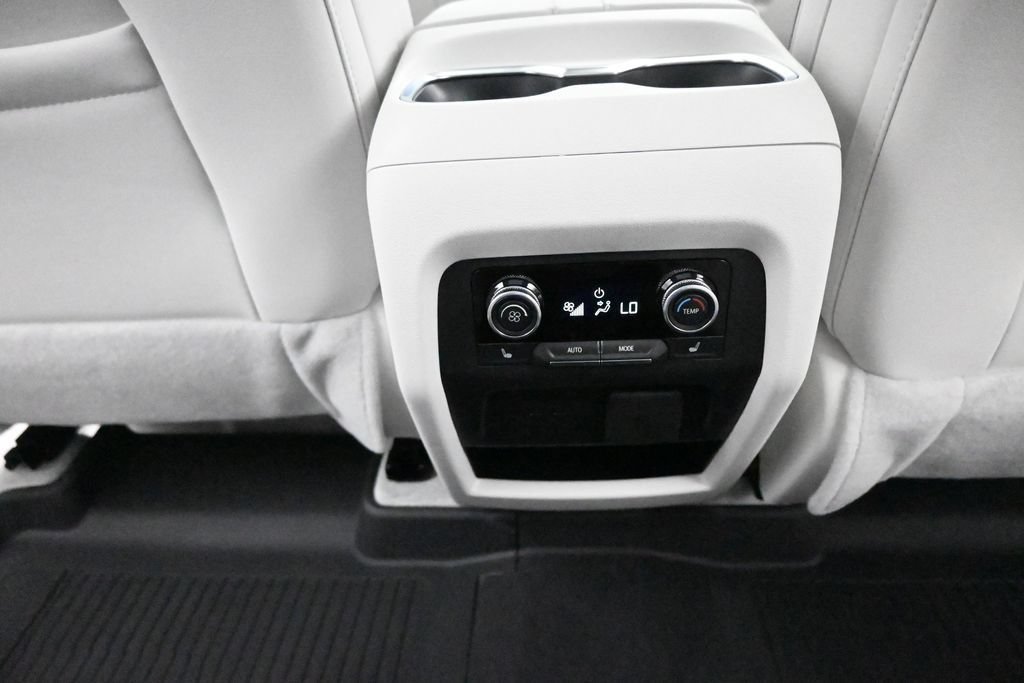 2026 Buick Enclave Avenir - Photo 21