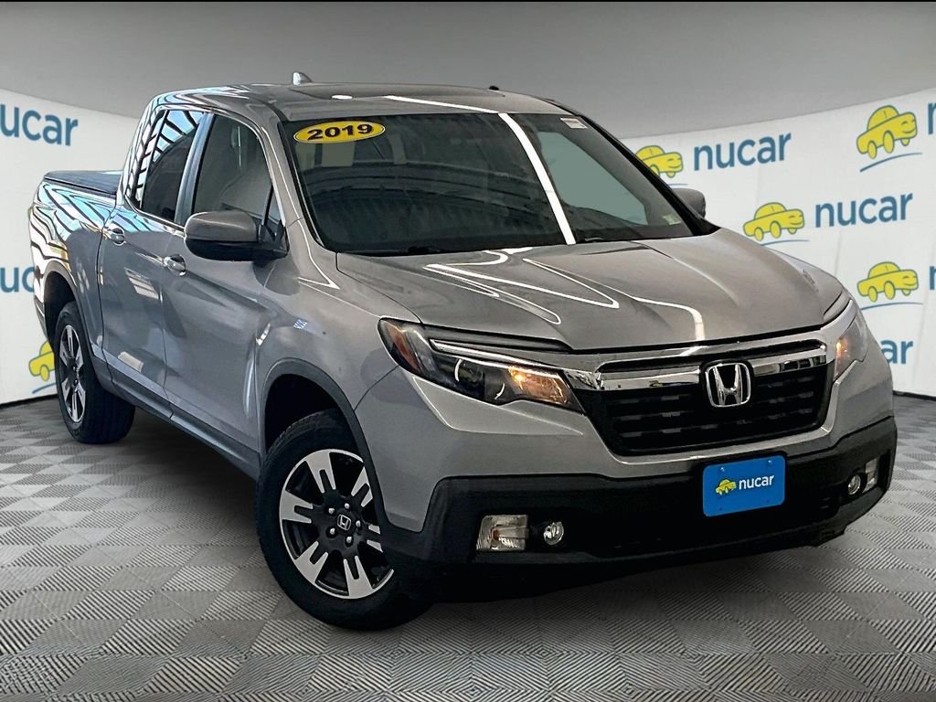Used 2019 Silver Honda RTL image 1