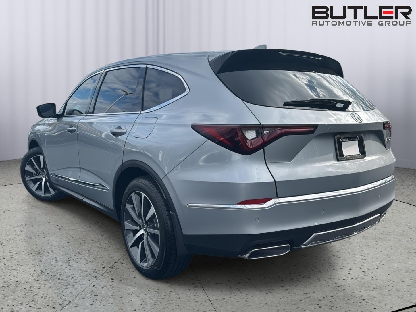 Used 2026 Solar Silver Metallic Acura w/Technology Package image 4