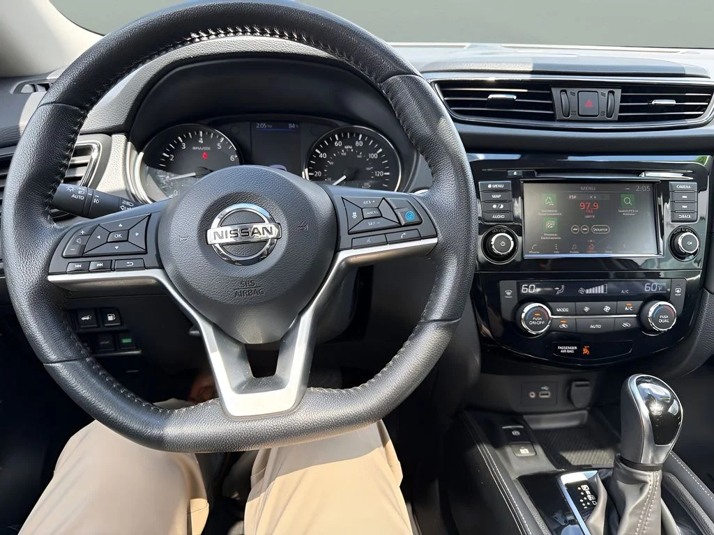 Used 2019 Black Nissan SL image 11