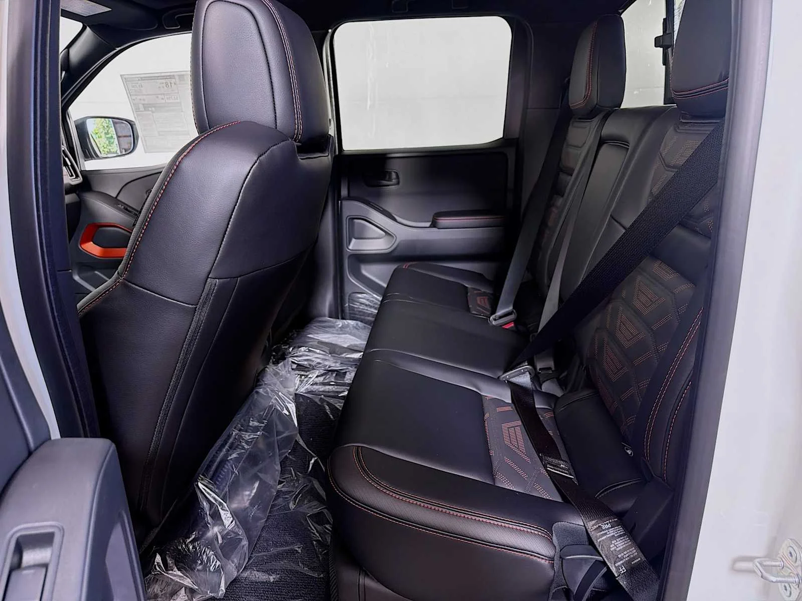 New 2026 Glacier White Nissan PRO-4X image 5