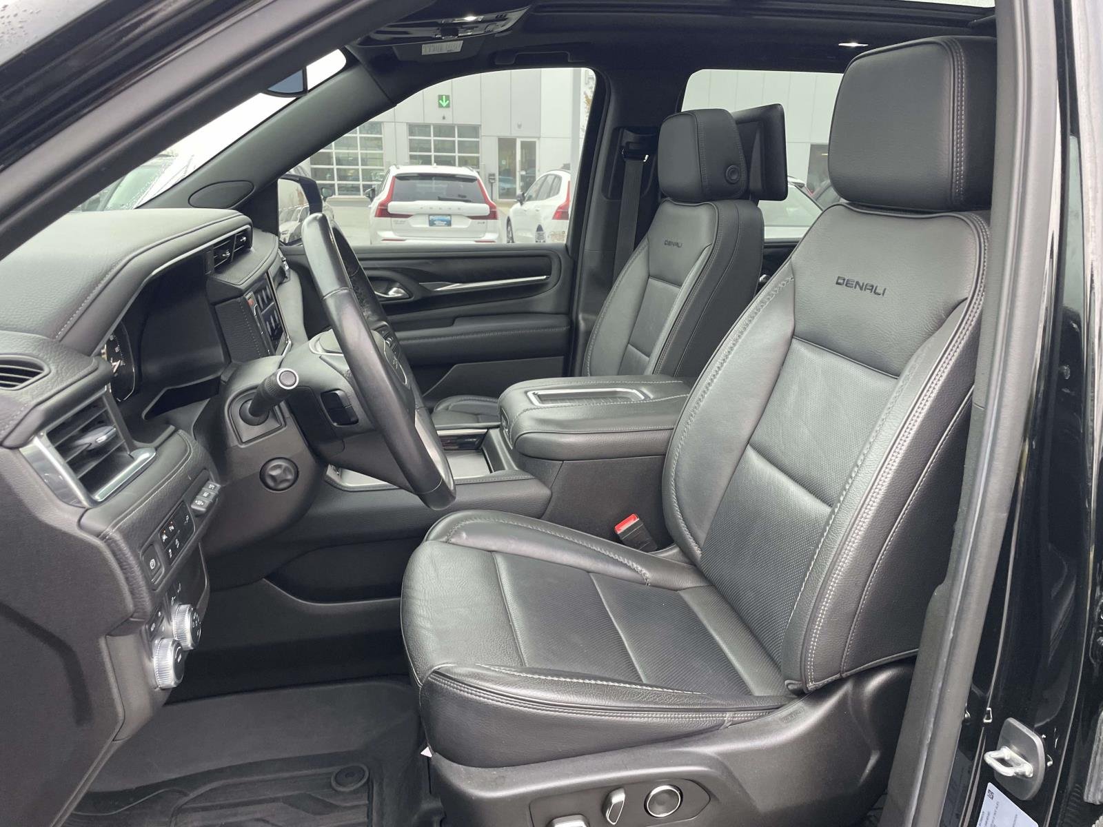 Used 2021 Onyx Black GMC Denali image 8