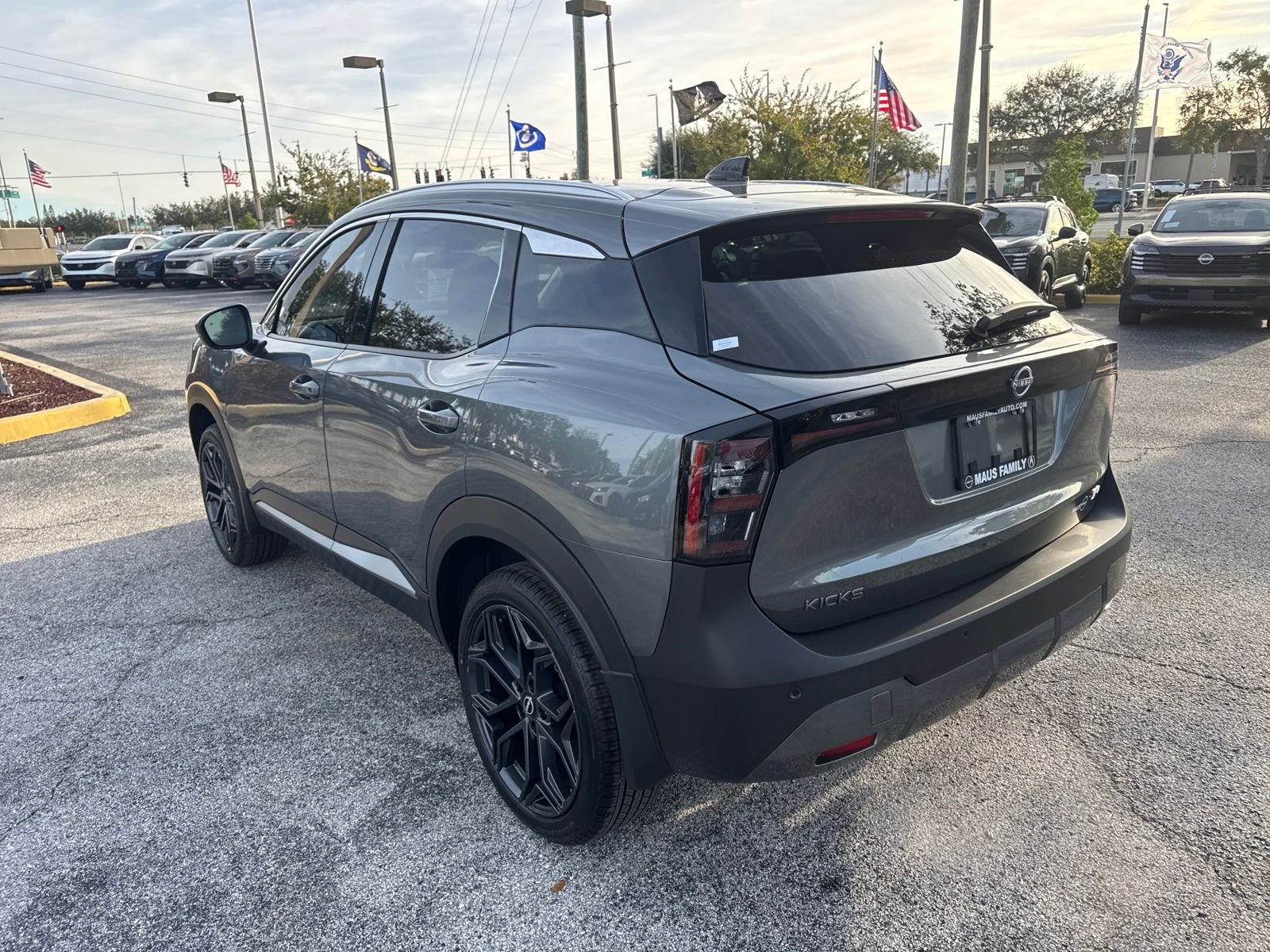 New 2026 Nissan Kicks SR 4D Sport Utility