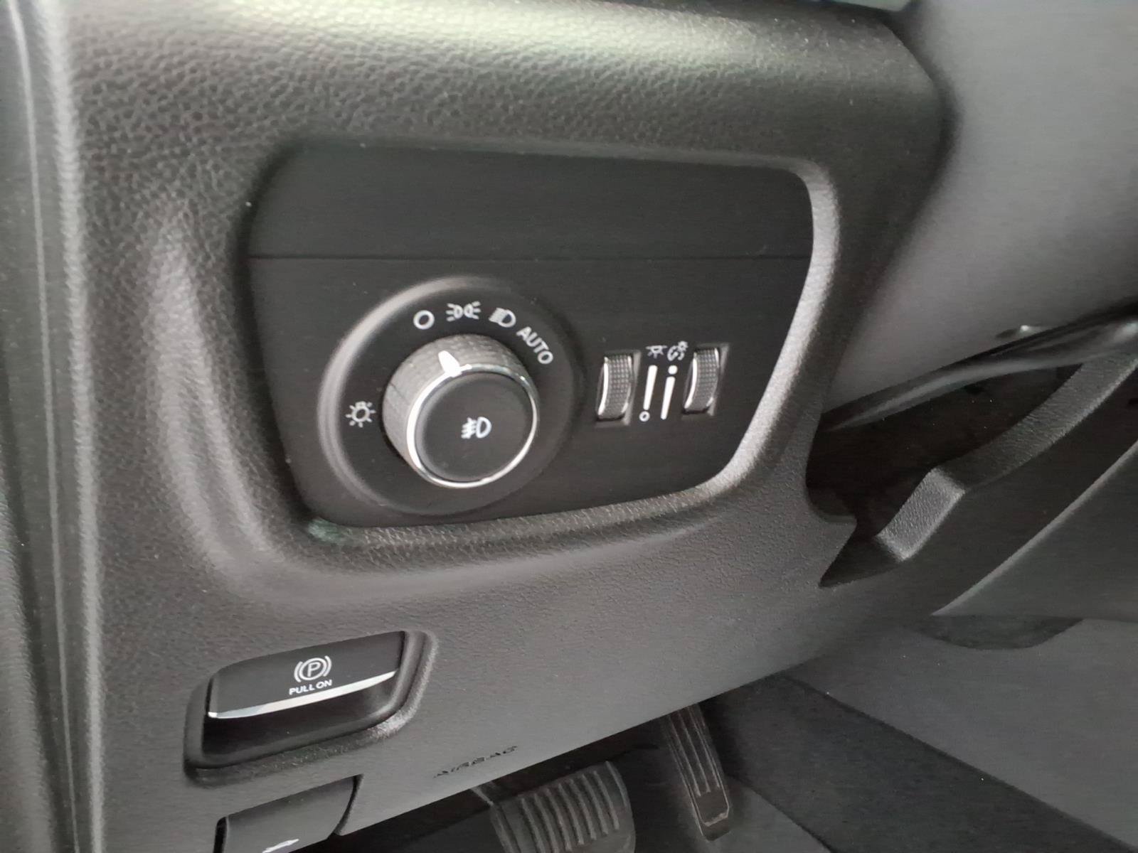 2022 Jeep Grand Cherokee Trailhawk - Photo 23
