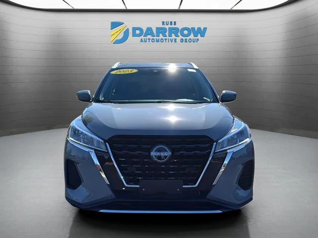 Used 2023 Gray Nissan SV image 8