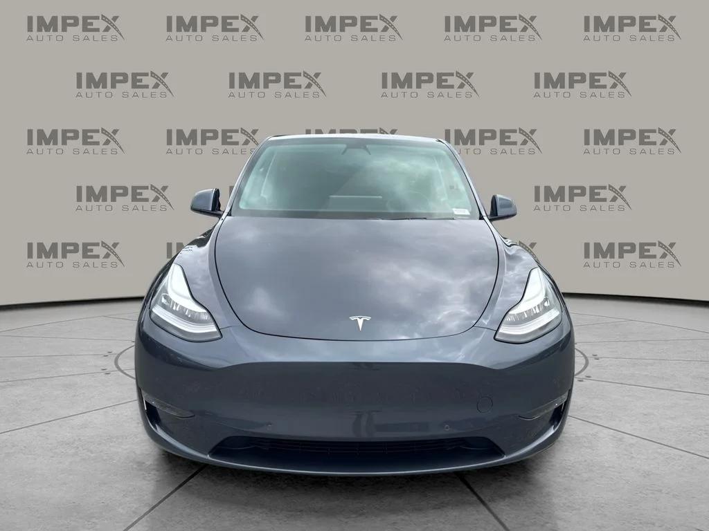 Used 2020 Gray Tesla Long Range image 8