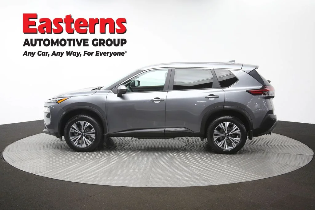 Used 2023 Gray Nissan SV image 61