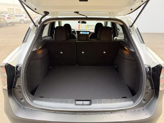 New 2027 Aspen White Tricoat Nissan SV image 12