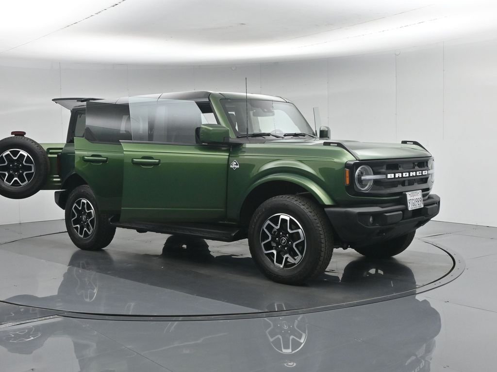 Certified Used 2025 Green Ford Outer Banks image 35