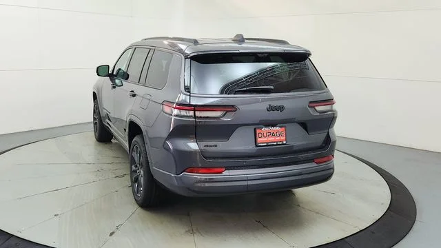 New 2026 Baltic Gray Metallic Clear-Coat Exterior Paint Jeep Limited image 8