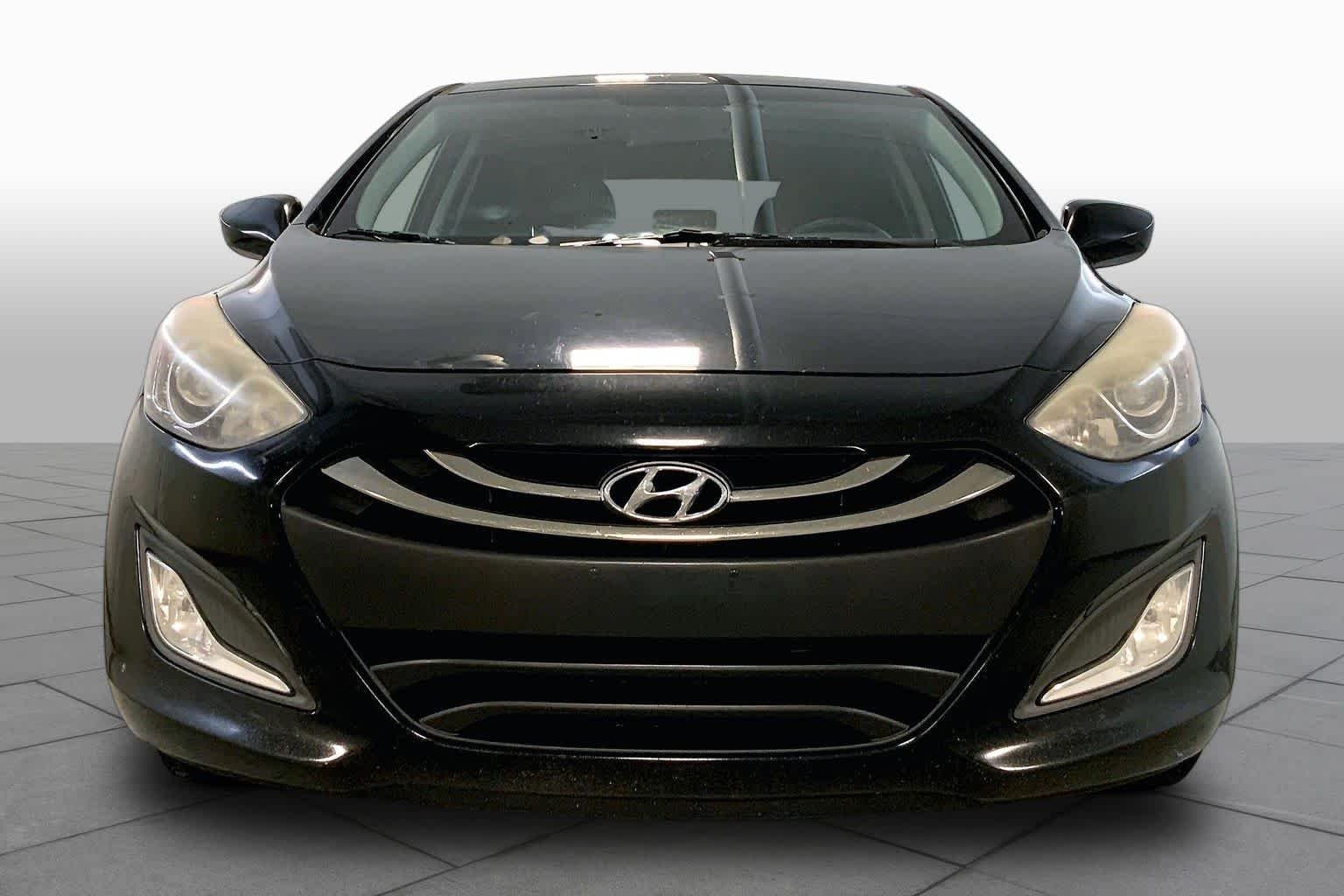 Used 2014 Black Noir Pearl Hyundai  image 3