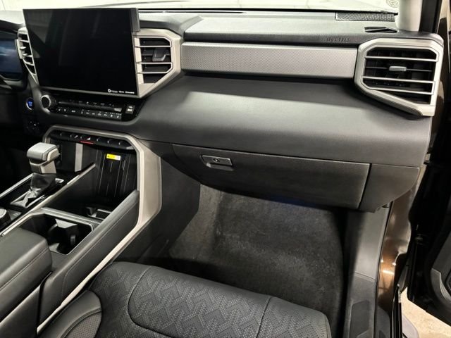 Used 2024  Toyota Limited image 21